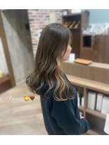 グリームス(GLEAMS)&nbsp;ミルクティー×イヤリングベージュ