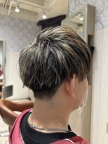 ビス リアン 川口店(Vis lien) ハイライトセンターパートメッシュダブルカラーツーブロック