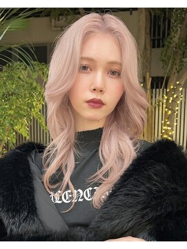 ベル 表参道Terrace(Belle) ペールピンク×レイヤーカット★どの角度からも映えます。