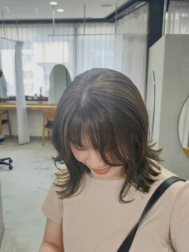 リュンヌ(Lune) オリーブベージュ