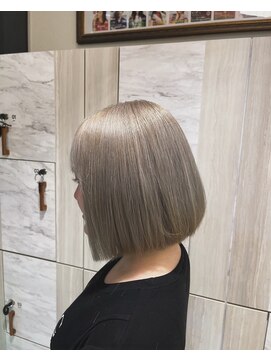 アースオーセンティック 立川店(EARTH Authentic) ブリーチ×オンカラー