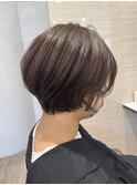 柔らかい質感の丸みショート