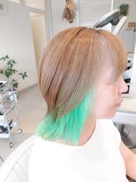 ヘアー2038(hair.2038) 推し色の鮮やかなグリーンのインナーカラー