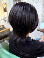 リコ 池袋東口店(Liko) 暗髪 艶感 ウルフカット 外ハネ ショートウルフ くびれ 小顔