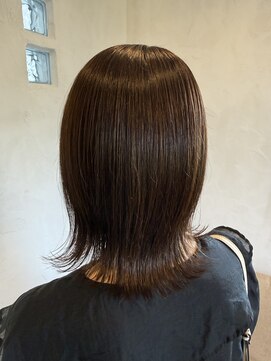 ジュテーム(JE T'AIME) 外ハネスタイル