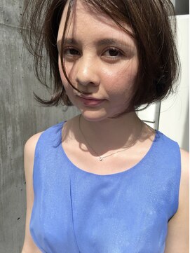 ニキータ(Nikiita) 抜け感ボブ