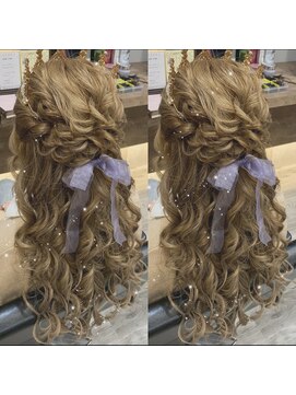 ヘアセット アリエス 新宿駅前店(aries) ハーフアップ