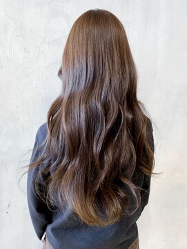 アイティー バイ アルバム 浦和店(IT by ALBUM) アッシュベージュ_ホワイトアッシュエアリーミディ_ba317821