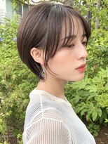 トゥーナ 表参道(tona)&nbsp;20代30代40代マッシュショートフェザーバングカーキグレージュ