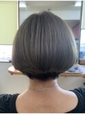 ショートボブ