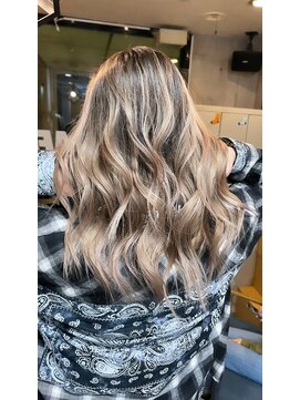 ラフ(LAFF) #黒髪#ボブルフ#ネビージュ#小顔#ワンレン