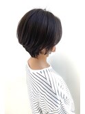 ショートボブ