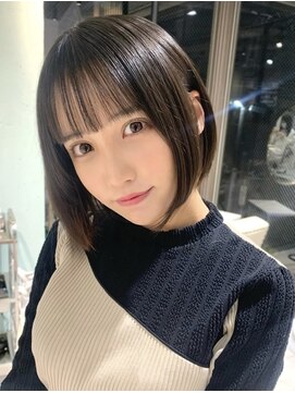 ティア(Tia.) 縮毛矯正/髪質改善トリートメント/ミディアムヘア/グレージュ