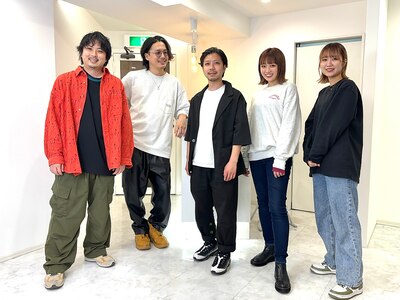 お客様1人1人に寄り添う技術、接客を心がけてます。