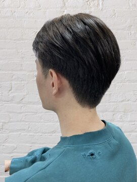 ジールヤマグチ 朝霧駅前店 【大西オススメ】オールマイティーメンズショート【白髪ぼかし】