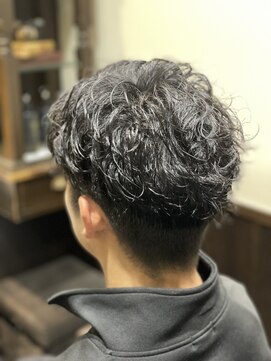 ヒロギンザバーバーショップ 神楽坂店(HIRO GINZA BARBER SHOP) アップバングツイストスパイラル