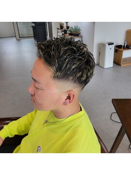 ピスヘアー(PITH HAIR) スキンフェード×メッシュ