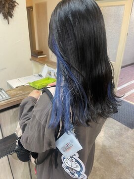 コニ(Coni) 【和田寧々】イヤリングカラー/ブルー