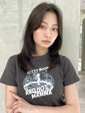 ビュートリアム 南青山(BEAUTRIUM) 韓国顔周りレイヤー レイヤーカット 髪質改善イルミナカラー青山