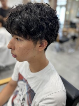 ヨロ(YoLo.) メンズパーマ