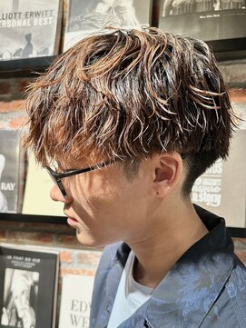 オーガニック アトリエ 大宮(organic+atelier) 10代20代緩めツイストスパイラルパーマメンズ