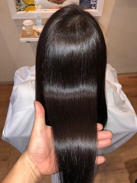 ポルトユイ(PORTE H) 艶髪☆アクアストレート