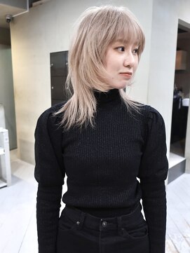 ヘアー アイス ルーチェ(HAIR ICI LUCE) ウルフカット/ロングウルフ/ベージュカラー/ブロンド/城倉