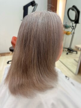 オットフロンティア(OTTO f) グレイヘア限定グレイカラー