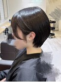 耳かけショート × サイドバング