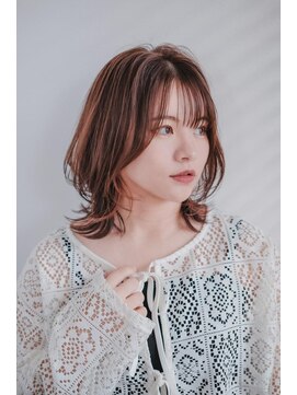 ビューティビースト 福山蔵王(beauty:beast) くびれレイヤー×ピンクベージュ