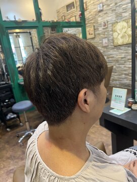 ヘアーラウンジ アンフィ 井土ヶ谷(Hair Lounge Anphi) ベリーショート