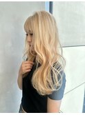 ブリーチ３回の"ホワイトブロンド"