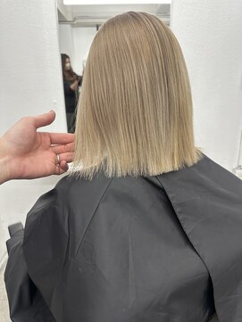 カラ ヘアーサロン(Kala Hair Salon) ハイライトバレイヤージュダブルカラーケアブリーチ20代30代40代