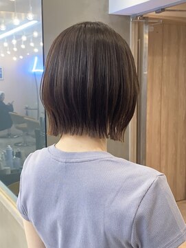 オリーブグレー/ショート/前髪/レイヤー/髪質改善/縮毛矯正/横浜