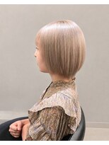 オーク あざみ野(OAK) ホワイトブロンド×ミニボブ