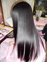 リワール 縮毛矯正専門店&nbsp;縮毛矯正　黒髪　ツヤストレート