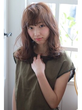 ペイジバイネオリーブ 吉祥寺店(Paige by Neolive) 揺れるセミロング　Paige by Neolive