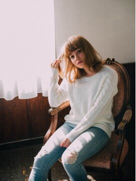 エマージュ 新宿(Emerge) ふわミディ