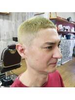 バーバークラシックス(BARBER classic's) 夏にぴったりのブリーチフードドスタイル