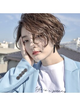 ミット バイ ツリー 吉祥寺(mit by tree) 前下がり暗めカラーコンマヘアグラボブクールショート