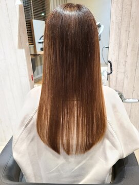 ヘアサロン フラット(hair salon flat) ハリウッドトリートメント30代40代ライトブラウンロング