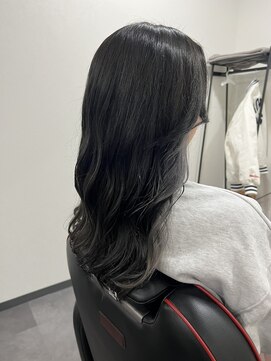 ヴィジュアリスト(VISUALIST) silver × イヤリングカラー