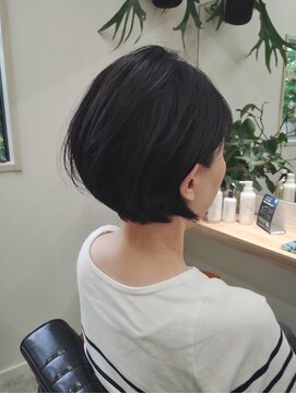 ウル(Ulu) ショートボブ