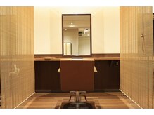アサナ リトリート サロンドトウキョウ(ASANA retreat salon de Tokyo)