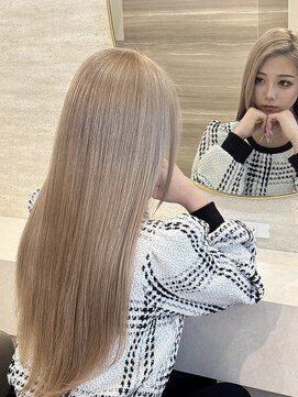 ラビス 池袋(Lovis) 《鳥越》ワンレン/小顔[エクステ/インナーカラー/韓国/池袋]