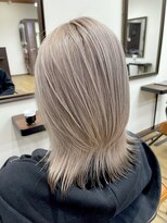 シェリー(cherie)&nbsp;ホワイトグレージュ【ハイライト ブリーチ エクステ 髪質改善】