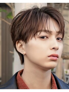 オーシャントーキョーウエスト 心斎橋 (OCEAN TOKYO WEST) ニュアンス毛流れフェザーショートセンターパートウルフ