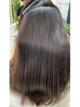 アム 表参道(am) 小顔薄めバンググレージュレイヤーロング前髪パーマ黒髪