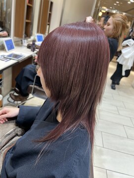 ピークアブー アヴェダ アトレ恵比寿(PEEK-A-BOO AVEDA) ウルフ×ハイトーンピンク