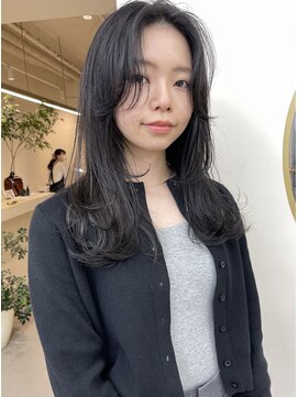 アーバン(URBAN.) 【ゆるっとレイヤーで上品な質感に！】KANAKO